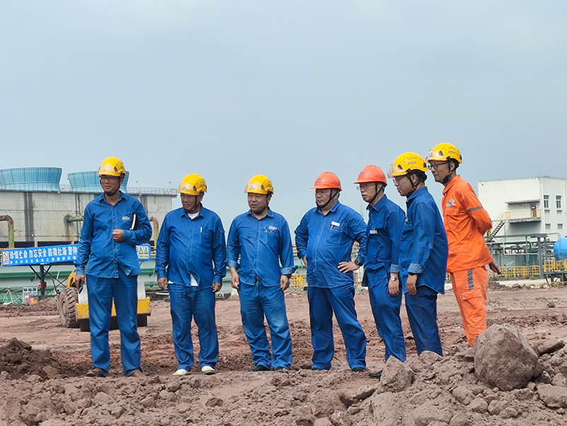 箱涵基坑全線貫通！傅利才、陳懋金蒞臨現(xiàn)場指導(圖1)